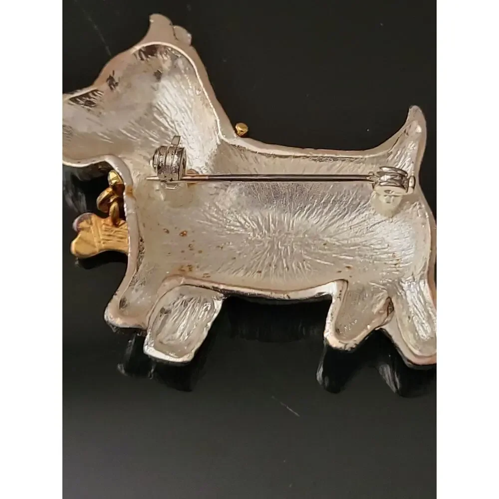 Terrier Scotty Dog Brooch Pin Silver Color Gold Trim Rhinestones Dog‎ Collar Eye